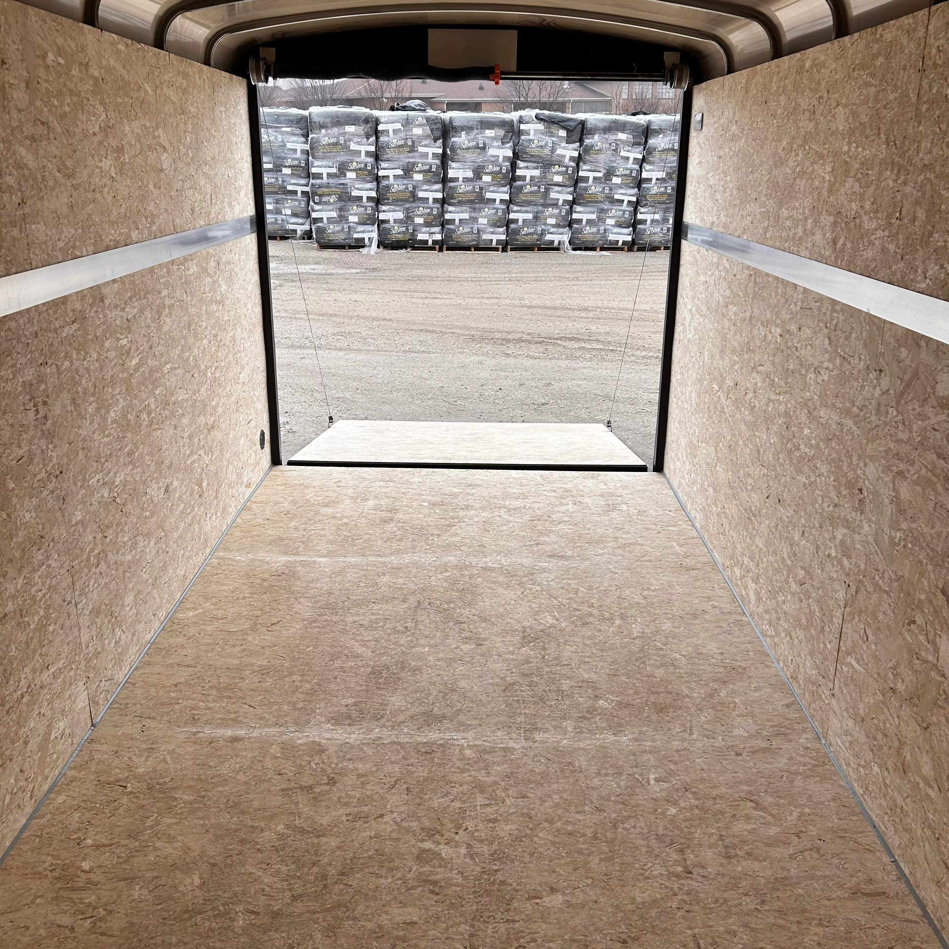 H&H Trailers H8416TRT-070 16 FT. Enclosed Trailer - Image 4